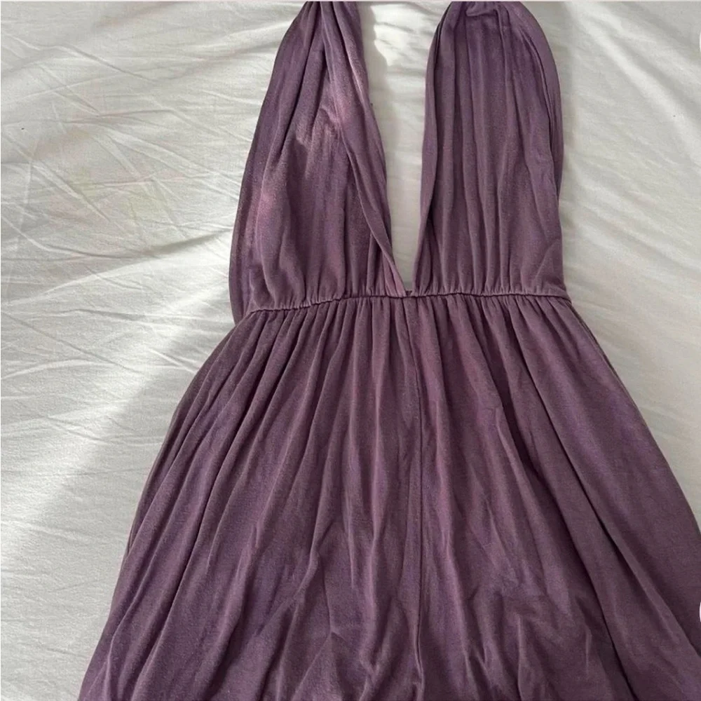 Purple Crisscross Plunge Romper - Picture 4 of 5